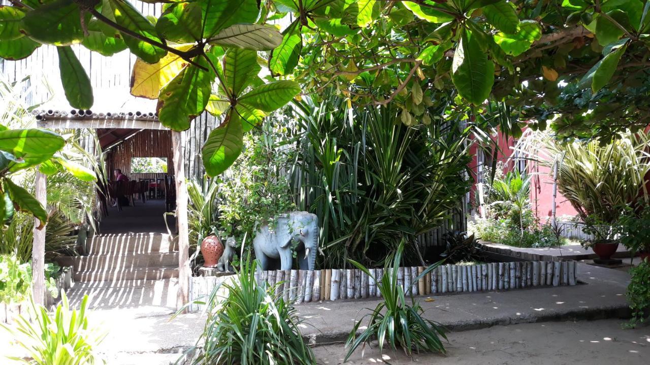 Hotel Robinson Plage Lome Exterior photo